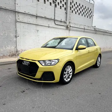 Audi A1 30 TFSI Cool usado (2022) color Verde precio $315,000