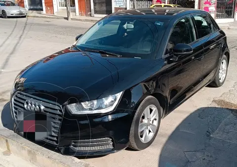 Audi A1 Urban S-Tronic usado (2018) color Negro Perla precio $240,000