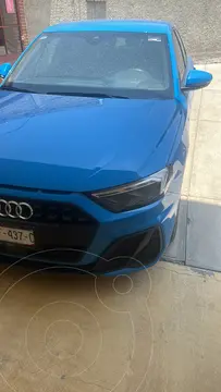 Audi A1 40 TFSI S Line usado (2021) color Azul Scuba precio $570,000