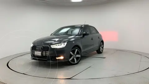 Audi A1 Cool S-Tronic usado (2018) color GRIS NANO precio $342,322