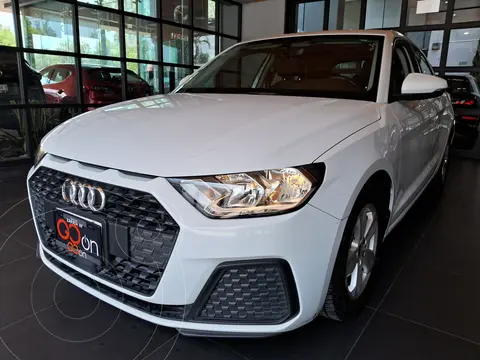 Audi A1 30 TFSI Urban usado (2021) color Blanco financiado en mensualidades(enganche $94,012 mensualidades desde $7,189)