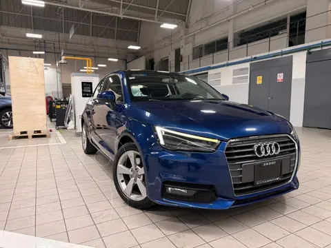 Audi A1 Ego usado (2016) color Azul Marino precio $219,000
