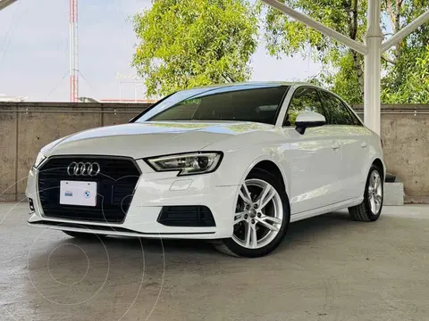 Audi A3 Sedan Sedan 1.4L Dynamic Aut usado (2019) color Blanco financiado en mensualidades(enganche $70,180 mensualidades desde $6,923)