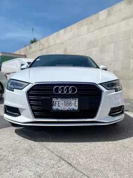 Audi A3 Sedan Sedan 40 TFSI Select usado (2020) color Blanco Glaciar precio $405,000