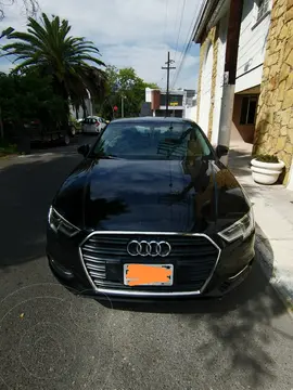 Audi A3 Sedan Sedan 1.4L Select Aut usado (2018) color Negro Phantom precio $320,000