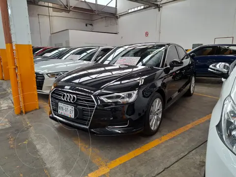 Audi A3 Sedan 40 TFSI Select usado (2020) color Negro financiado en mensualidades(enganche $120,000 mensualidades desde $13,125)
