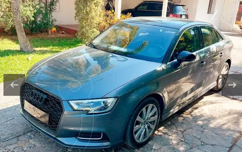 Audi A3 Sedan 35 TFSI Select usado (2019) color Gris Monolito precio $365,000