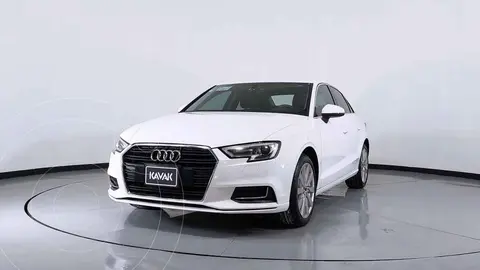 Audi A3 Sedan Sedan 1.4L Select Aut usado (2019) color Blanco precio $472,999
