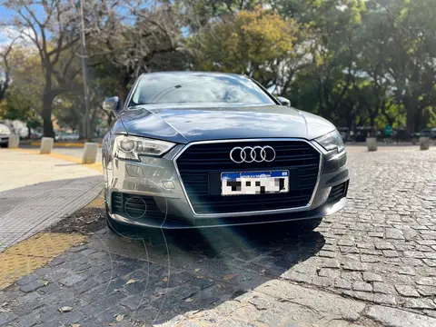 Audi A3 Sportback Sportback 1.4 T FSI S-tronic 2016/17 usado (2017) color Gris precio u$s23.500