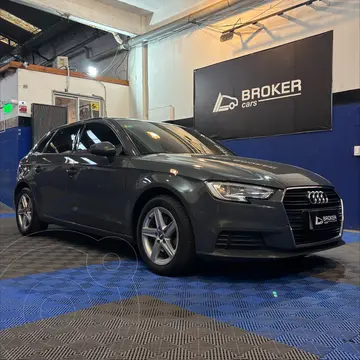 Audi A3 Sportback Sportback 1.4 T FSI S-tronic usado (2019) color Gris Monzon precio u$s28.500