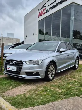 Audi A3 A3 1.4T FSI L/13 usado (2017) color Gris precio u$s17.500