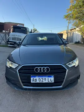 Audi A3 1.4 3P T FSI S Tronic usado (2017) color Gris Lava precio u$s19.500