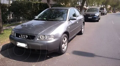 Audi A3 1.8 Turbo Mec usado (2004) color Gris precio $5.200.000