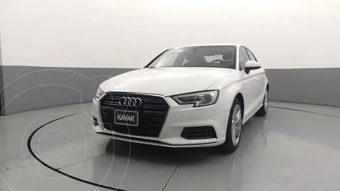 Audi A3 1.4L Dynamic usado (2017) color Blanco precio $340,999