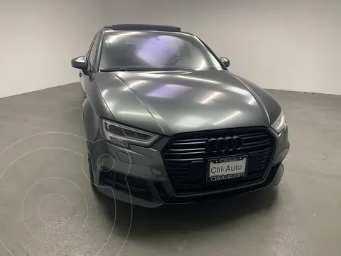 Audi A3 2.0L Select Aut usado (2018) color Gris financiado en mensualidades(enganche $110,000 mensualidades desde $14,100)