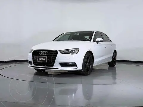 Audi A3 1.4L Ambiente usado (2016) color Negro precio $317,999