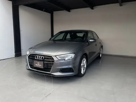 Audi A3 2.0L Dynamic Aut usado (2018) color Gris precio $319,000