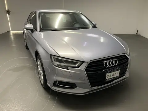 Audi A3 2.0L Select Aut usado (2018) color plateado precio $380,000