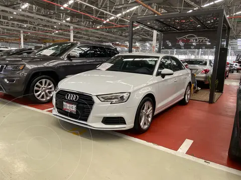 Audi A3 1.4L Dynamic Aut usado (2019) color Blanco Glaciar financiado en mensualidades(enganche $92,000 mensualidades desde $9,900)