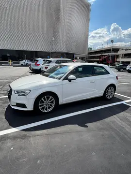 Audi A3 1.4L T FSI Ambiente S-Tronic usado (2017) color Blanco Ibis precio $250,000