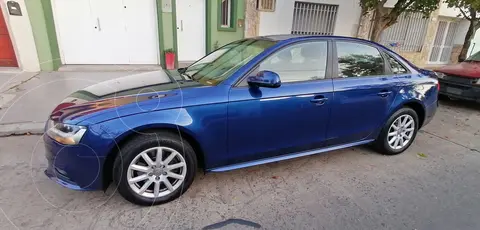 Audi A4 1.8 T FSI Attraction usado (2013) color Azul Mar precio u$s16.000