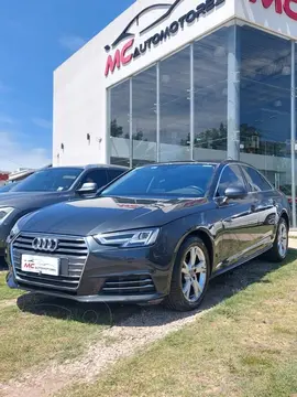 foto Audi A4 2.0 T FSI S-tronic Front usado (2019) color Gris precio u$s36.000