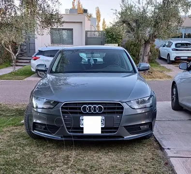 Audi A4 2.0 TDi Attraction Multitronic usado (2013) color Gris Cuarzo precio u$s16.500