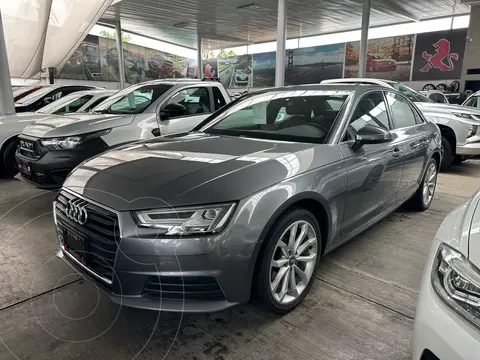 foto Audi A4 2.0 T Select (190hp) usado (2017) color Gris Quarzo precio $399,000