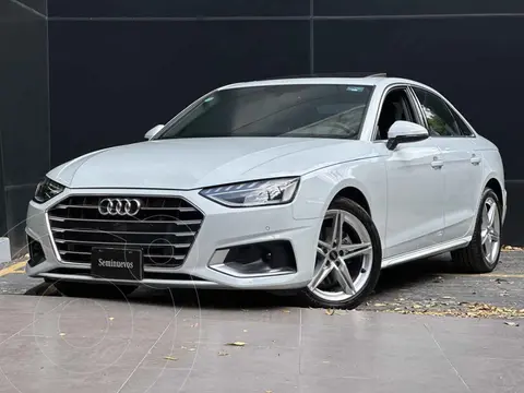 Audi A4 40 TFSI Select usado (2023) color Blanco precio $715,000