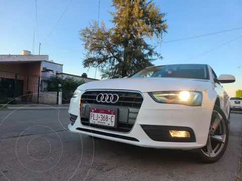 Audi A4 1.8 T FSI Sport (170hp) usado (2013) color Blanco precio $170,000