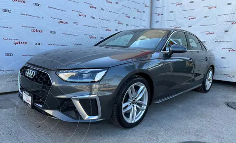 Audi A4 40 TFSI S Line usado (2024) color Gris precio $790,000