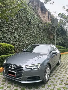 Audi A4 2.0 T Select Quattro (252hp) usado (2017) color Gris Meteoro precio $345,000