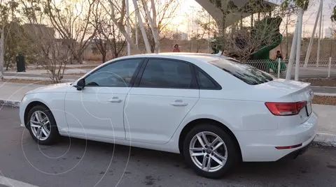 Audi A4 2.0 T Dynamic (190hp) usado (2018) color Blanco precio $279,000