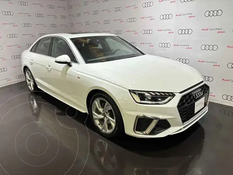 Audi A4 40 TFSI S Line usado (2024) color Blanco financiado en mensualidades(enganche $235,000 mensualidades desde $26,883)