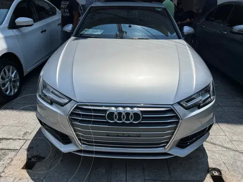 Audi A4 2.0 T S Line (190hp) usado (2018) color Plata Hielo precio $475,000