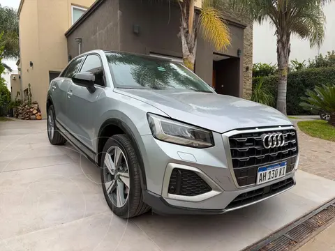 Audi Q2 40 T FSI Sport usado (2024) color Gris precio u$s42.500