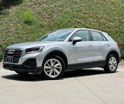 Audi Q2 35 TFSI Dynamic usado (2023) color Gris financiado en mensualidades(enganche $109,780 mensualidades desde $10,830)