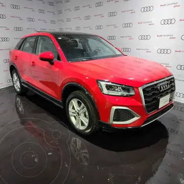 Audi Q2 35 TFSI Select usado (2024) color Rojo financiado en mensualidades(enganche $135,000 mensualidades desde $15,451)