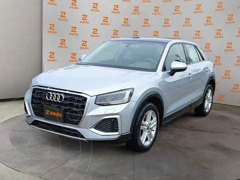 Audi Q2 35 TFSI Select usado (2024) color Plata financiado en mensualidades(enganche $170,558 mensualidades desde $13,048)