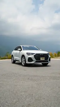 Audi Q3 Sportback 40 TFSI S Line usado (2024) color Blanco Glaciar precio $720,000