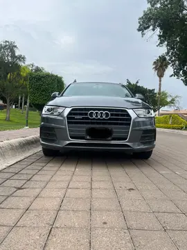 Audi Q3 Luxury (180 hp) usado (2016) color Gris Daytona precio $298,000