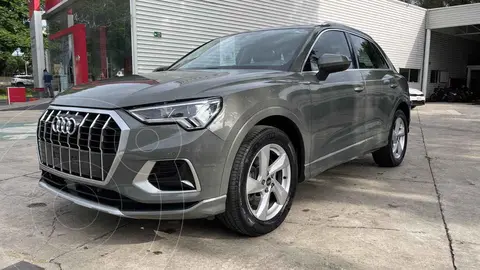 Audi Q3 167281 usado (2021) color Gris precio $589,000
