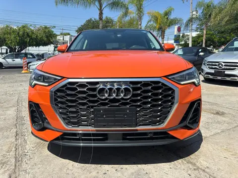 Audi Q3 35 TFSI Select usado (2020) color Naranja financiado en mensualidades(enganche $58,500 mensualidades desde $19,200)