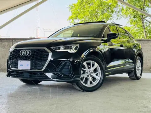 Audi Q3 2.0T Select usado (2020) color Negro financiado en mensualidades(enganche $122,980 mensualidades desde $12,132)