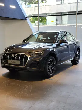 foto Audi Q5 Sportback 45 TFSI Advanced nuevo color Gris precio u$s87.500