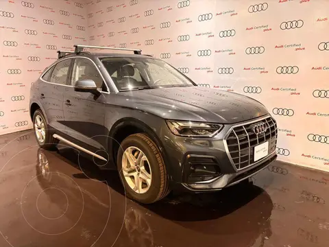 Audi Q5 Sportback 45 TFSI Select usado (2024) color Gris precio $1,150,000