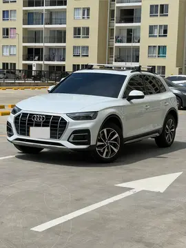 Audi Q5 45 TFSI MHEV quattro S line usado (2023) color Blanco precio $167.000.000