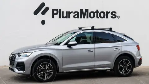 Audi Q5 2.0T Elite usado (2023) color plateado financiado en mensualidades(enganche $206,580 mensualidades desde $17,601)