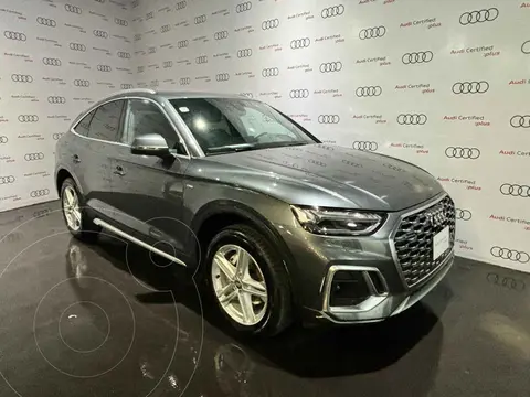 Audi Q5 2.0T S Line usado (2024) color Gris financiado en mensualidades(enganche $305,000 mensualidades desde $34,891)