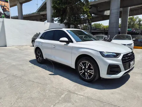 Audi Q5 2.0T Select usado (2024) color Blanco precio $980,000